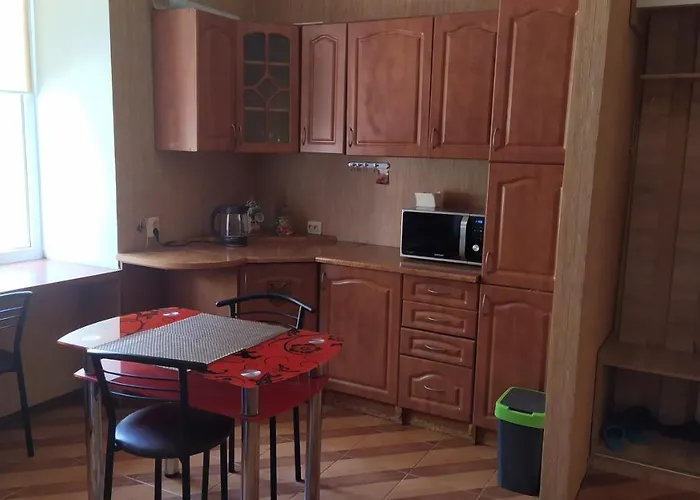 Апартаменты однокімнатна подобово Львов